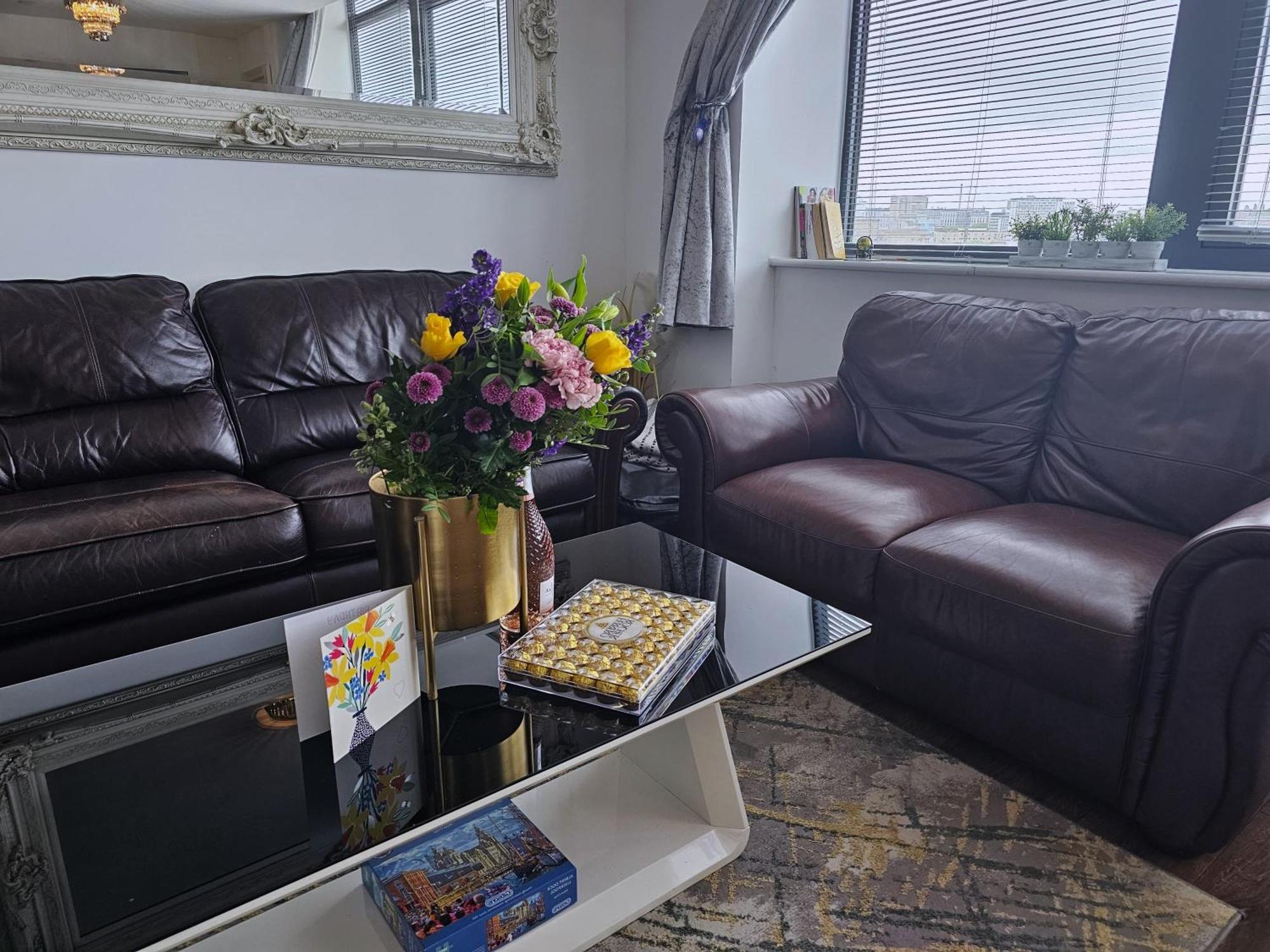 Sidemerseylivings - Central, Bright, And Convenient 2-Bedroom Apartment With Parking 리버풀 외부 사진